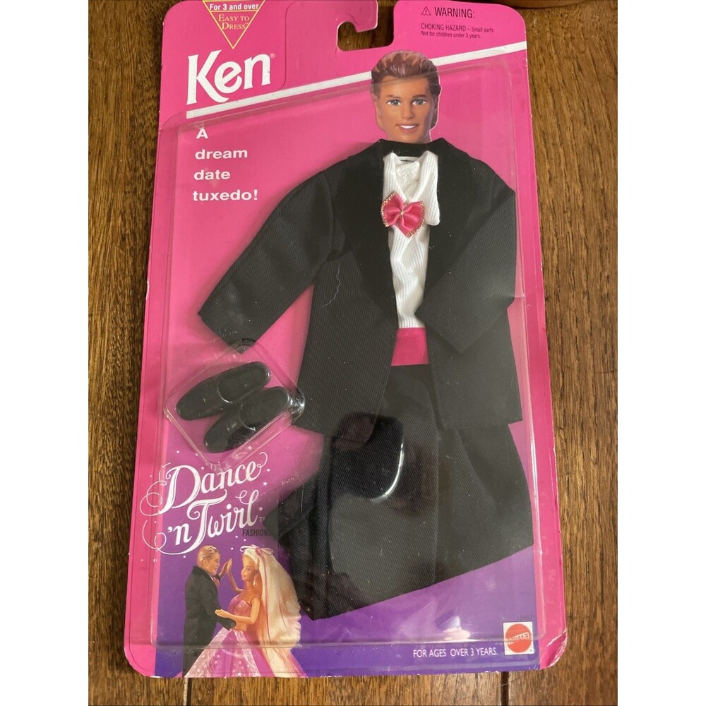 Ken Barbie Dance ‘n Twirl Fashions A Dream Date Tuxedo Mattel 1995 Clothing Set
